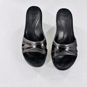 Crocs Women’s Slides size 7 Black